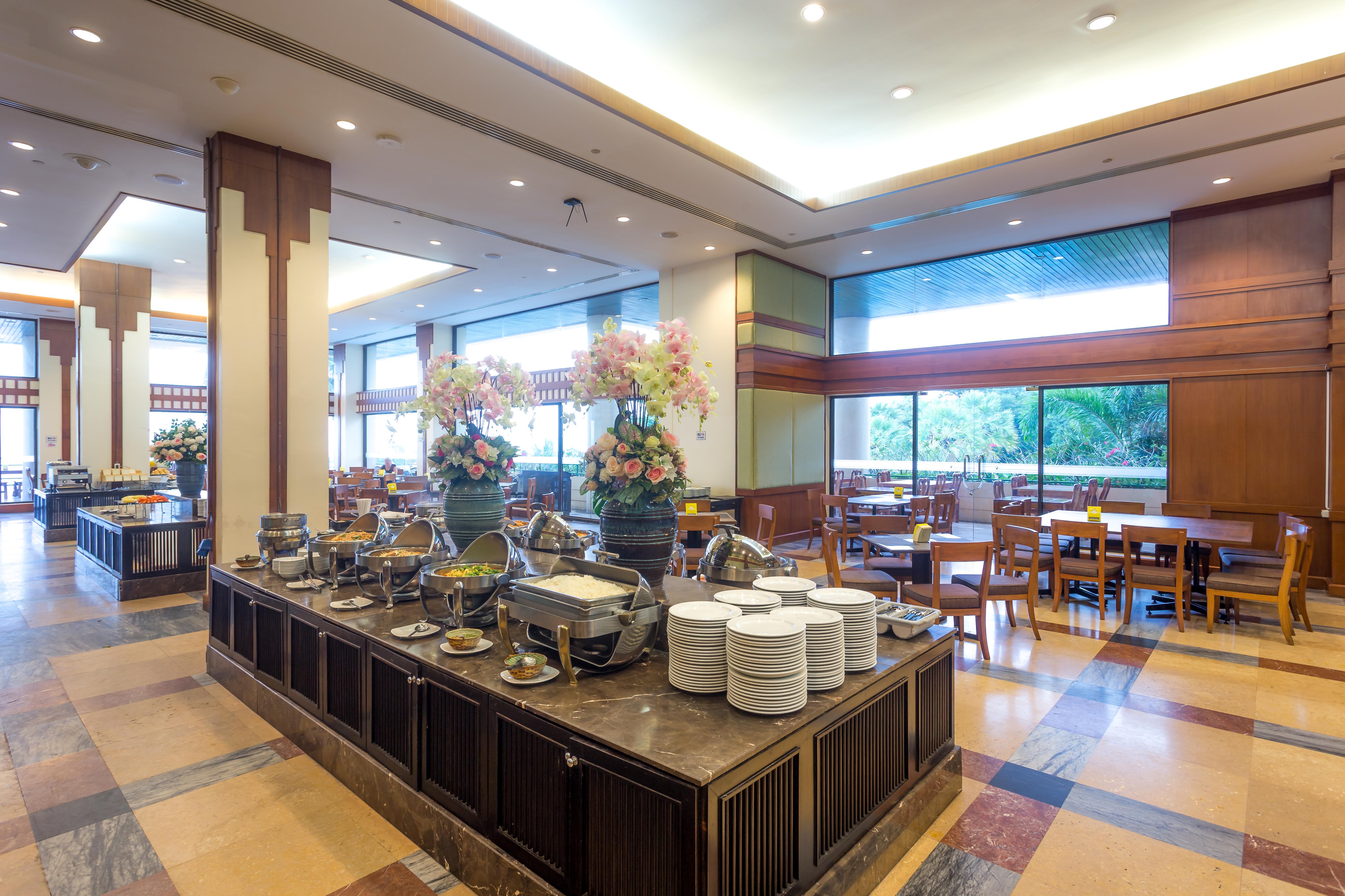 सहारा Garden Sea View 5*